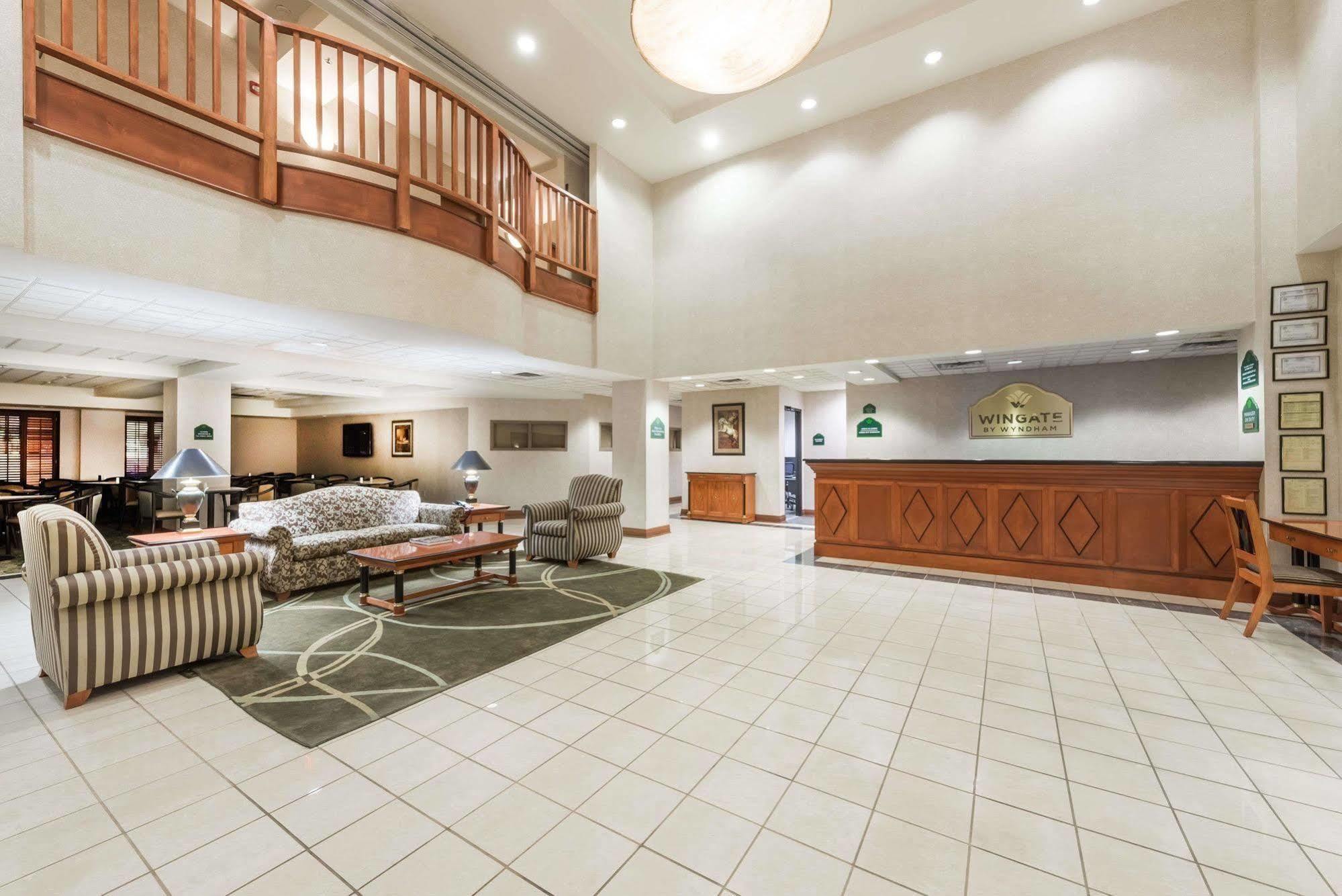 Holiday Inn Cleveland By Ihg מראה חיצוני תמונה